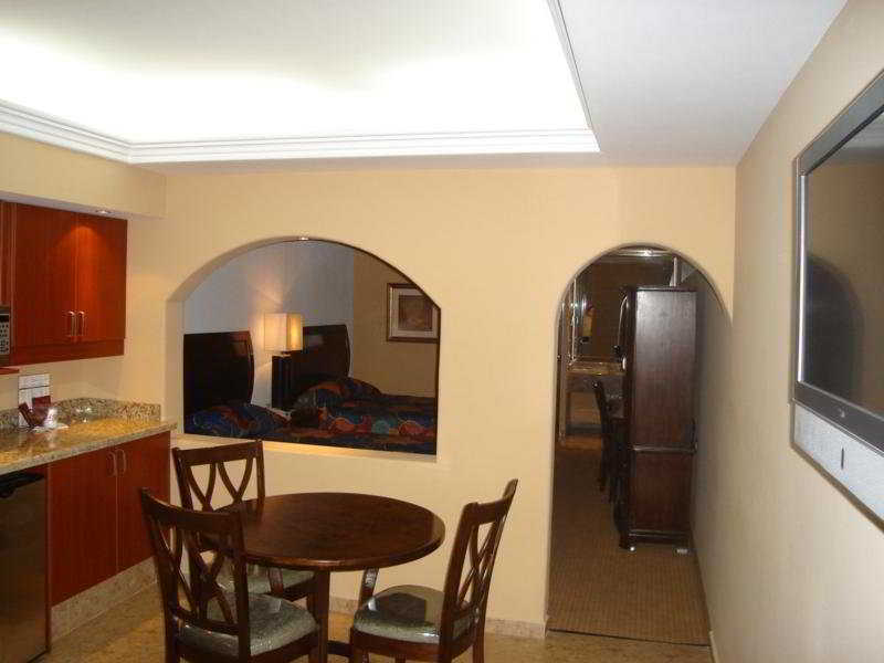 Hotel San Sebastian Hermosillo Exterior foto